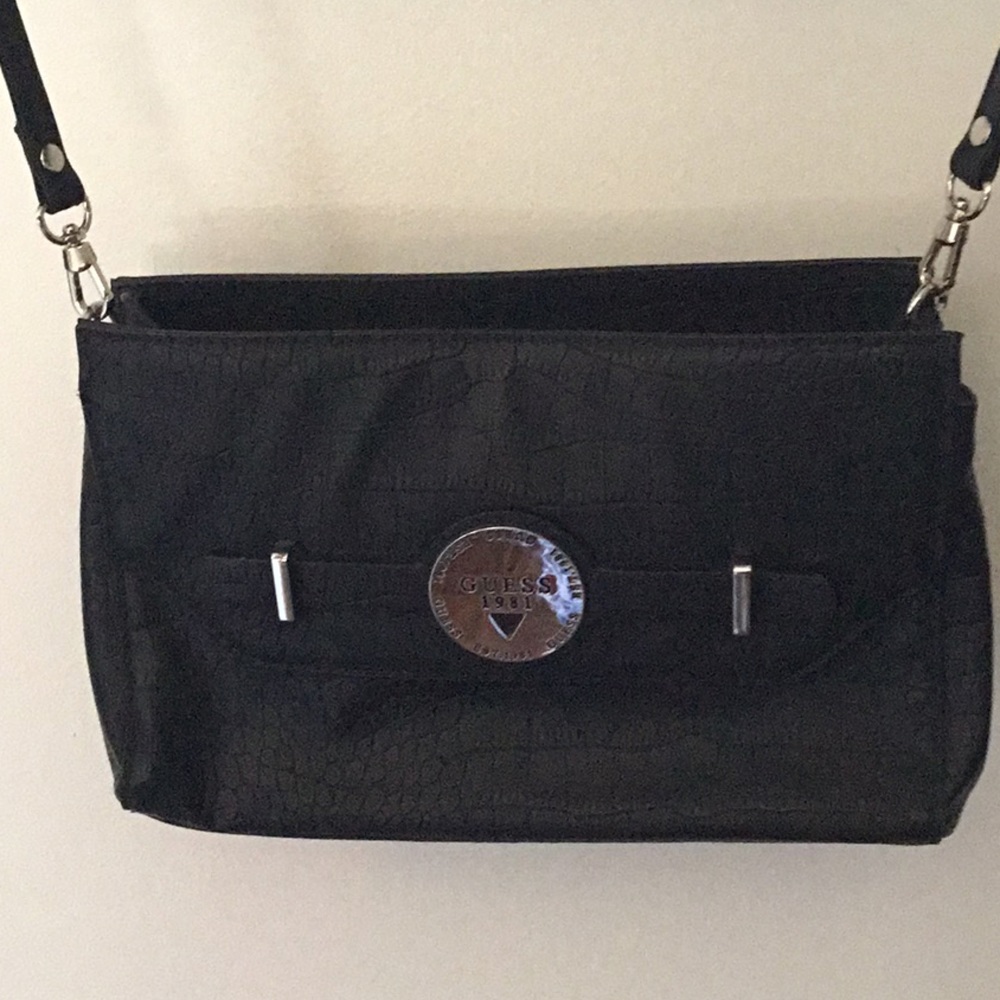 Guess purse